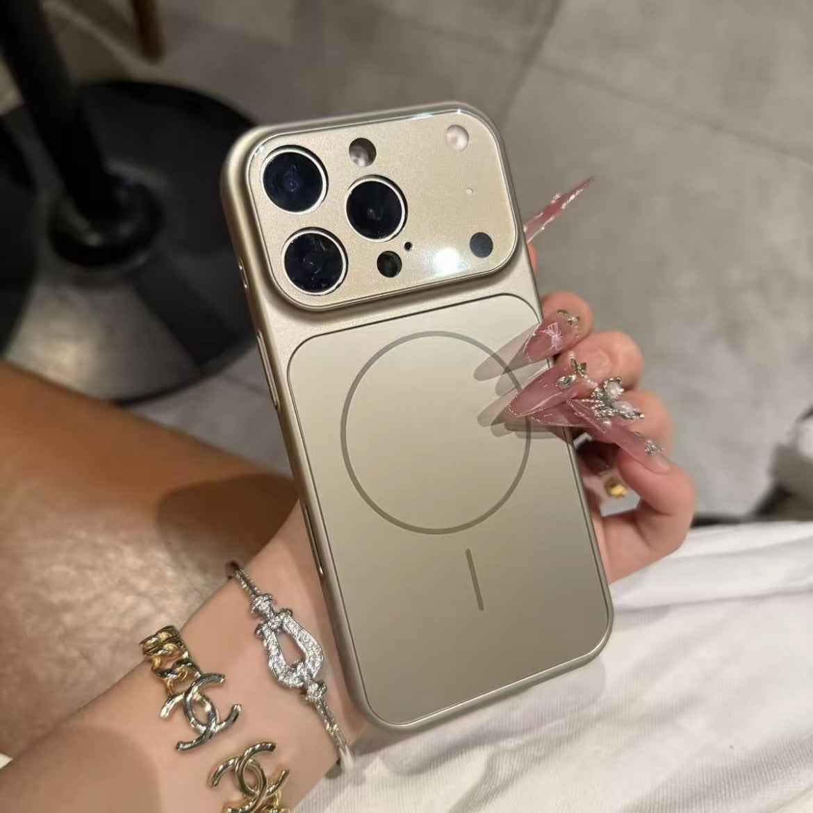 Solid Color All-inclusive Magnetic Phone Case Nano Frosted Glass For Magsafe Phone Case For I Phone 17 Air 16 15 14 13 Pro Max Magnetic Wireless Charge Armor Cover